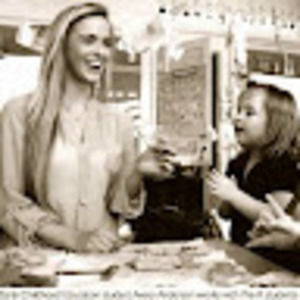 Meet your Posher, Avery